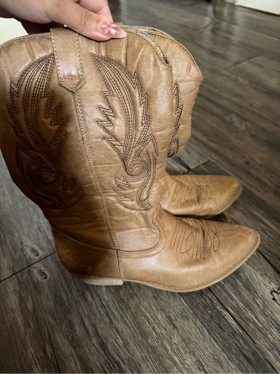 Coconuts by Matisse Shoes - Coconuts Tan Leather Western Cowboy Boots with Embroidered Stitching